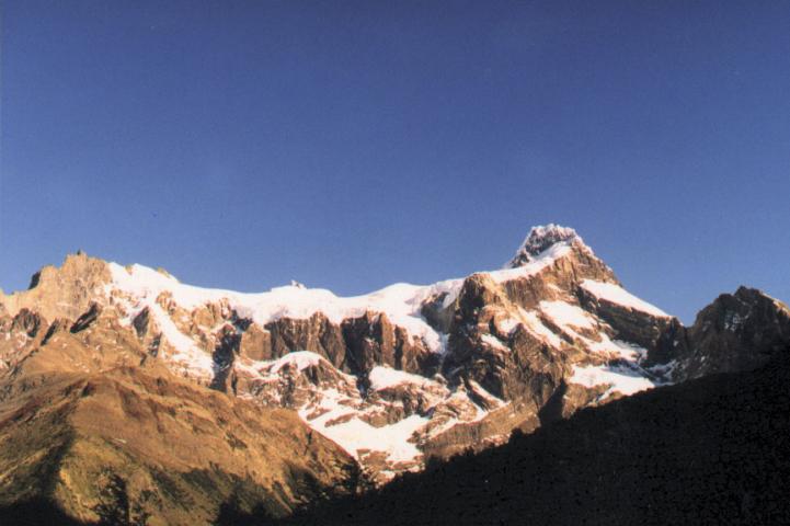 torres_del_paine_np_cerro_paine_glaciar_frances.jpg