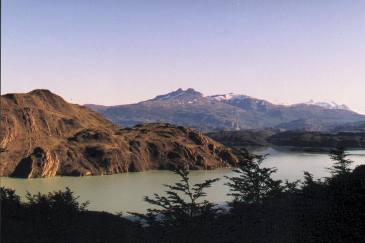 torres_del_paine_np_los_cuernos.jpg